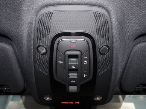 Used 2025 Audi Q7 3.0T Prestige w/ Prestige Package image 19