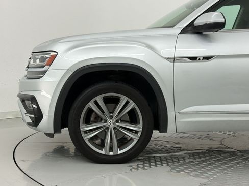 Used 2018 Volkswagen Atlas SEL w/ R-Line Package FWD image 12