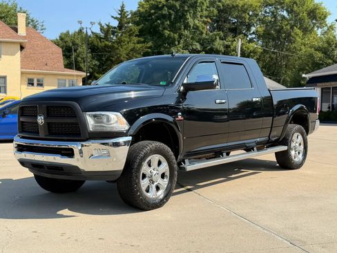 Used 2014 RAM 2500 Laramie w/ Protection Group AWD/4WD image 4