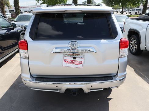 Used 2013 Toyota 4Runner SR5 image 7
