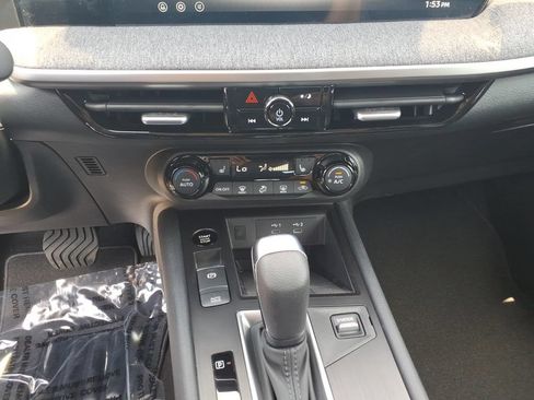 New 2026 Nissan Kicks SV w/ SV Premium Package AWD/4WD image 27