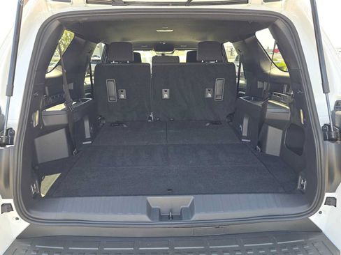 Certified 2026 Toyota 4Runner SR5 AWD/4WD image 17