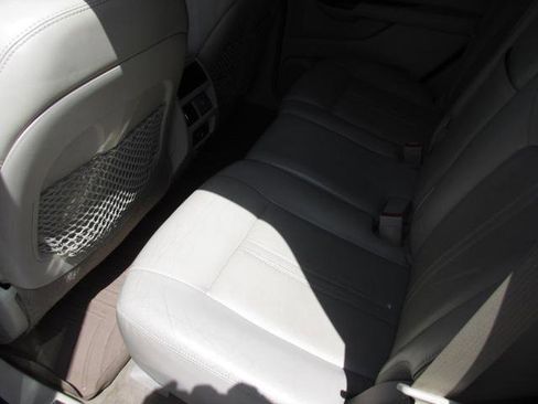 Used 2015 Cadillac SRX Luxury w/ Driver Awareness Package AWD/4WD image 10