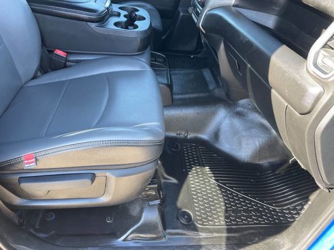 Used 2021 RAM 5500 Tradesman w/ Safety Group image 30