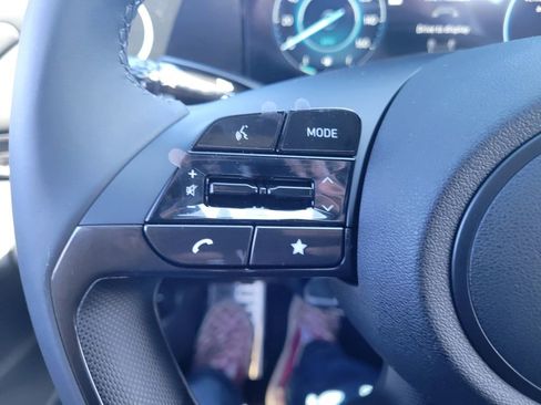 New 2025 Hyundai Elantra SEL w/ Cargo Package image 18