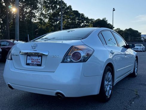 Used 2010 Nissan Altima 2.5 S FWD image 5