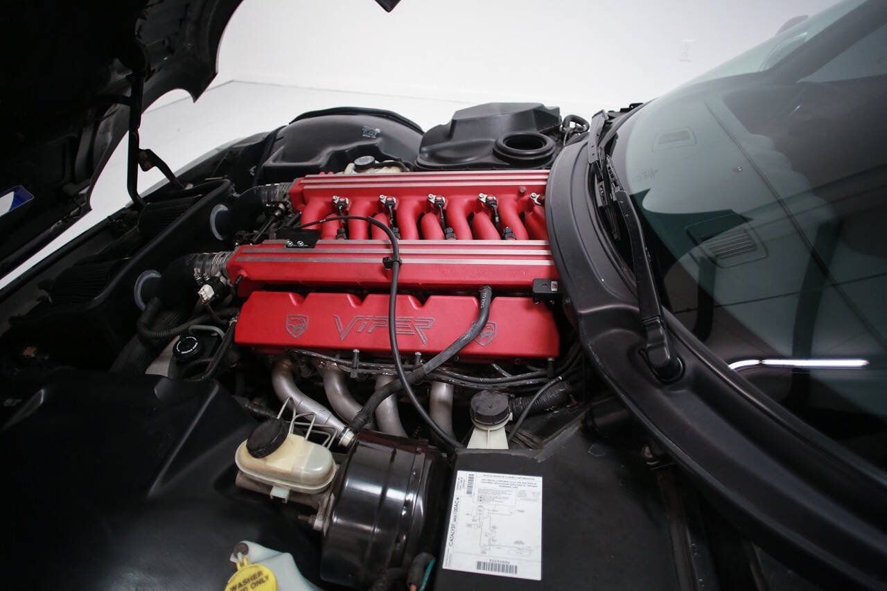 Used 1999 Dodge Viper GTS RWD image 25