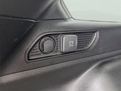 Used 2024 Jeep Grand Cherokee Laredo w/ Luxury Tech Group I RWD image 32
