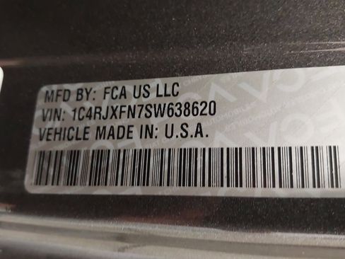 New 2025 Jeep Wrangler Unlimited Rubicon w/ XTREMEE 35" Tire Package image 34