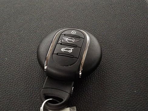 Used 2024 MINI Cooper S image 17