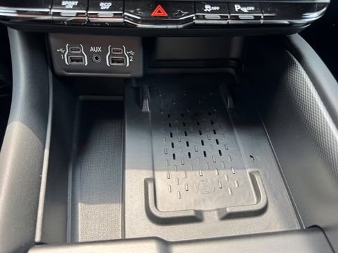 Used 2025 Dodge Durango R/T AWD/4WD image 28