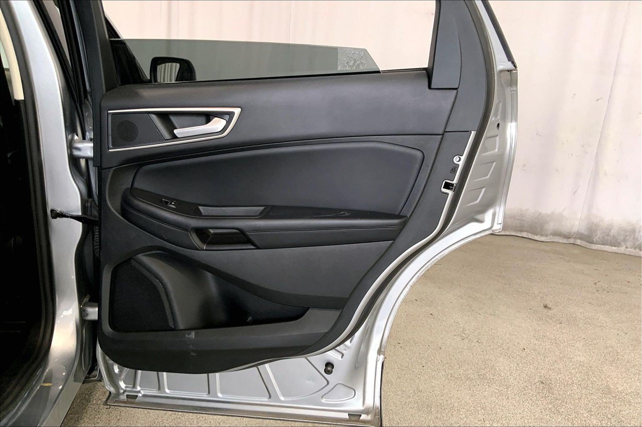 Used 2023 Ford Edge SEL w/ Convenience Package AWD/4WD image 23