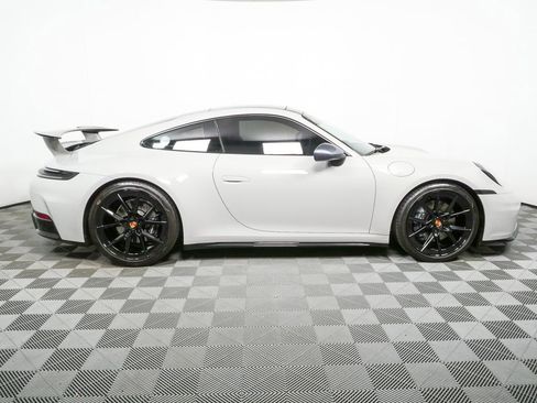 Certified 2025 Porsche 911 Carrera RWD image 25