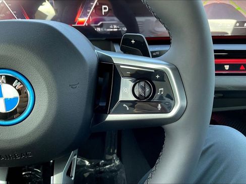 New 2026 BMW 550e xDrive AWD/4WD image 12