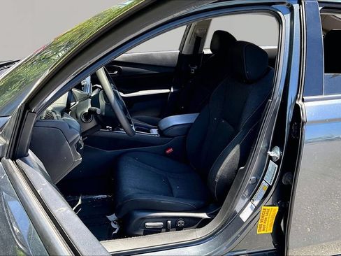 Used 2024 Honda Accord EX image 17