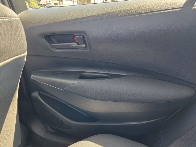 Used 2026 Toyota Corolla LE FWD image 11