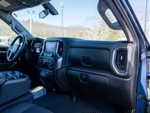 Used 2022 Chevrolet Silverado 1500 LT image 12