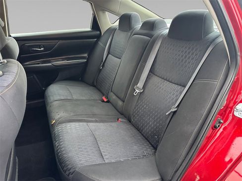 Used 2018 Nissan Altima 2.5 S w/ S Convenience Package image 15