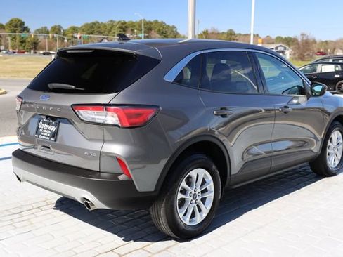 Used 2021 Ford Escape SE w/ Convenience Package image 5