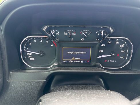 Used 2019 GMC Sierra 1500 Elevation w/ Elevation Value Package AWD/4WD image 13