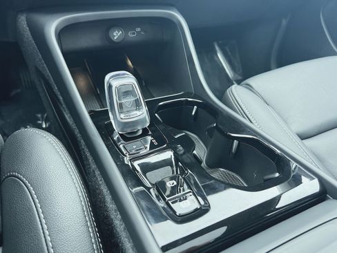 New 2026 Volvo XC40 B5 Plus w/ Protection Package Premier image 22