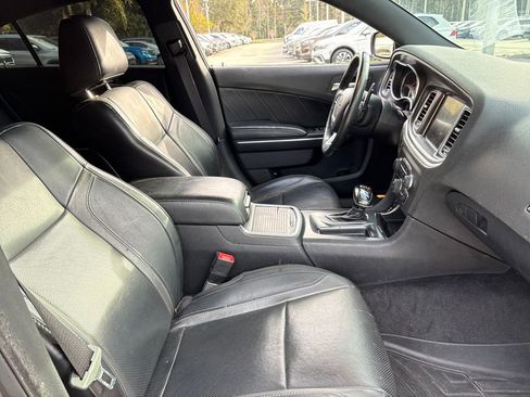 Used 2015 Dodge Charger R/T w/ Plus Group image 30