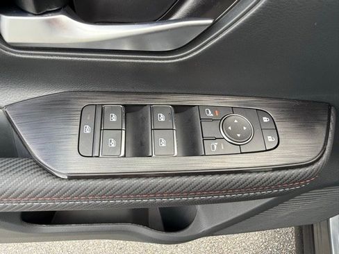 New 2025 Nissan Kicks SR w/ SR Premium Package image 11