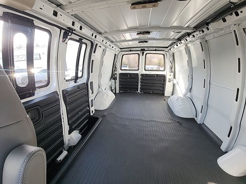 New 2025 Chevrolet Express 2500 w/ Driver Convenience Package RWD image 24