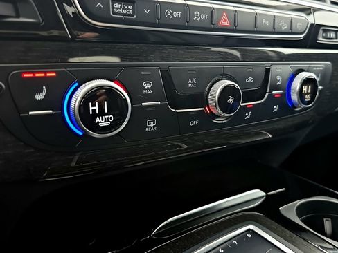 Used 2019 Audi Q7 3.0T Premium Plus image 13