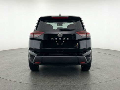 Used 2025 Nissan Rogue SV FWD image 7