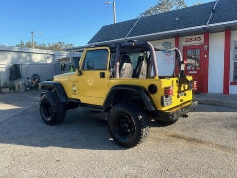 Used 2000 Jeep Wrangler Sport image 6