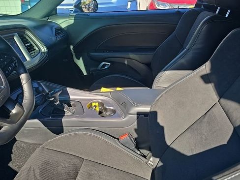 Used 2023 Dodge Challenger R/T w/ Plus Package image 4