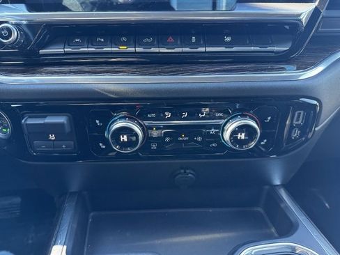 Certified 2022 GMC Sierra 1500 Elevation w/ Elevation Premium Package image 13