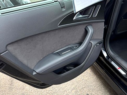 Used 2016 Audi S6 Prestige w/ Prestige Package image 18