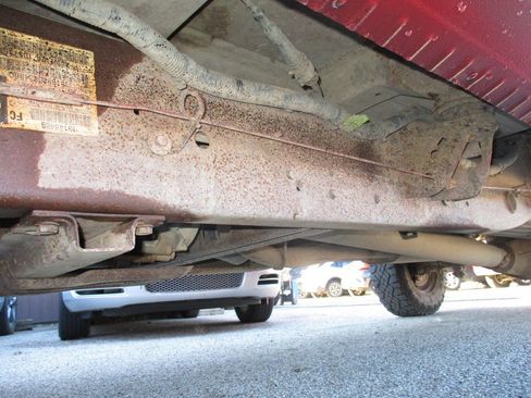 Used 2005 Chevrolet Silverado 3500 4x4 Extended Cab w/ Snow Plow Prep Package image 13