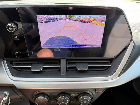 Used 2024 Chevrolet Trax LS w/ Driver Confidence Package image 15