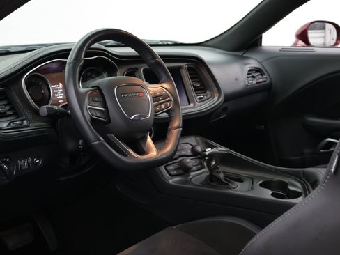 Used 2022 Dodge Challenger R/T Scat Pack RWD image 17