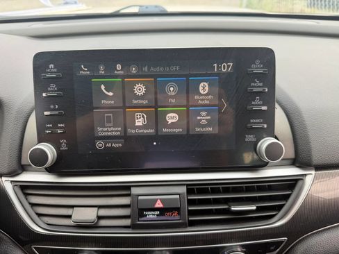 Used 2019 Honda Accord Sport image 18