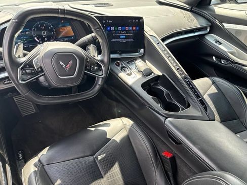 Used 2025 Chevrolet Corvette Stingray Premium Conv w/ 3LT RWD image 4