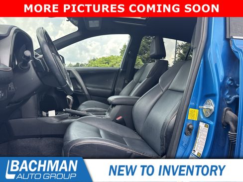 Used 2017 Toyota RAV4 SE w/ Advanced Technology Package AWD/4WD image 10