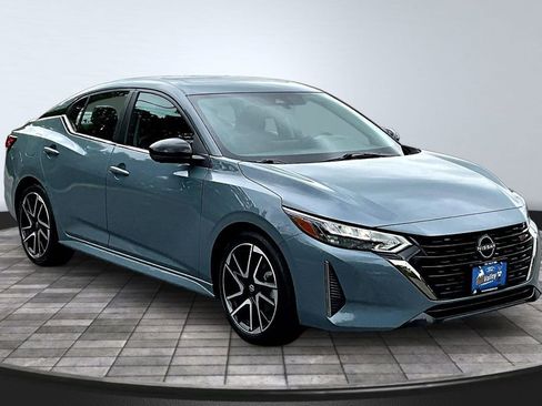 Used 2024 Nissan Sentra SR w/ SR Premium Package FWD image 1