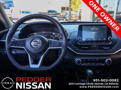 Used 2022 Nissan Altima 2.5 SV image 21