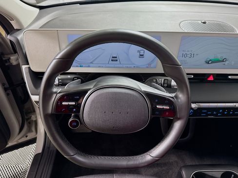 Used 2024 Hyundai Ioniq 5 SE image 14