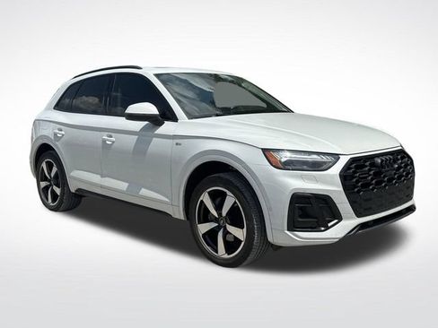 Used 2023 Audi Q5 2.0T Prestige w/ Prestige Package AWD/4WD image 9