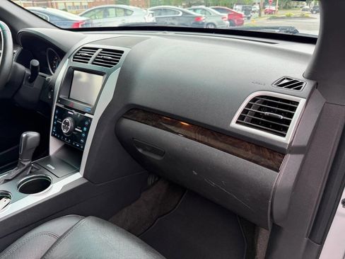 Used 2013 Ford Explorer Limited AWD/4WD image 12