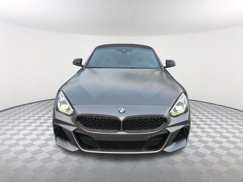 Used 2021 BMW Z4 M40i w/ Executive Package image 2