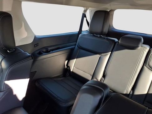 New 2026 Ford Expedition Max Platinum w/ Driver's Package image 7