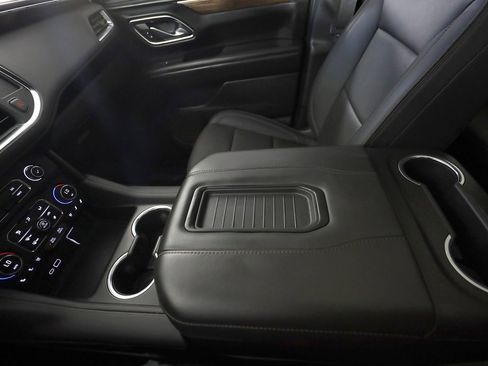 Used 2024 Chevrolet Suburban High Country w/ Advanced Technology Package image 41