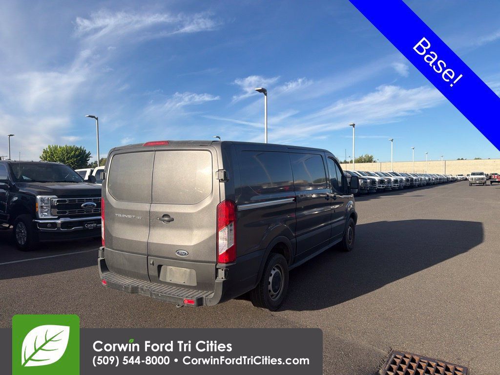 Used 2019 Ford Transit 150 130 Low Roof RWD image 5