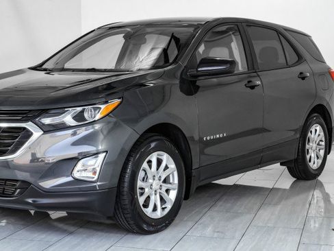 Used 2021 Chevrolet Equinox LS w/ LS Convenience Package FWD image 57